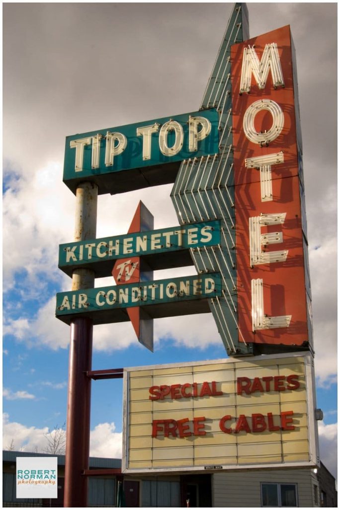 vintage, old motels from Chicago, mid-century, abandoned, 2005